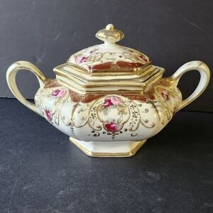 Elegant Floral Porcelain Sugar Bowl with Lid